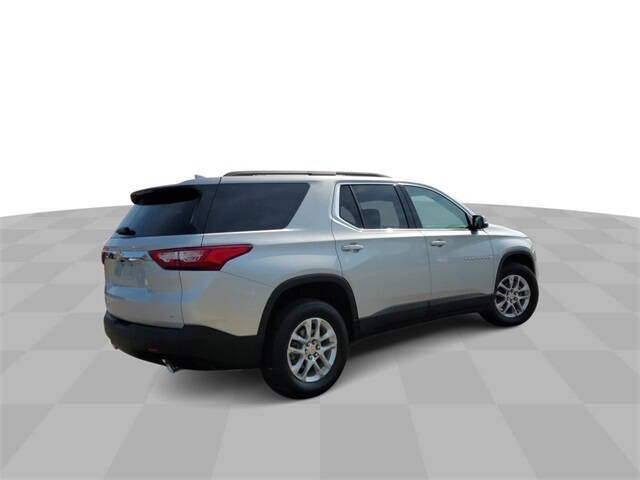 2021 Chevrolet Traverse for sale at Bowman Auto Center in Clarkston, MI