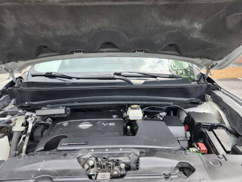 2013 Nissan Pathfinder SV