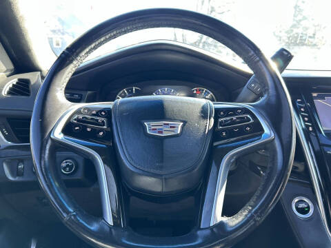 2019 Cadillac Escalade Platinum