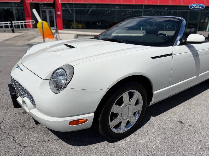 2002 Ford Thunderbird Deluxe