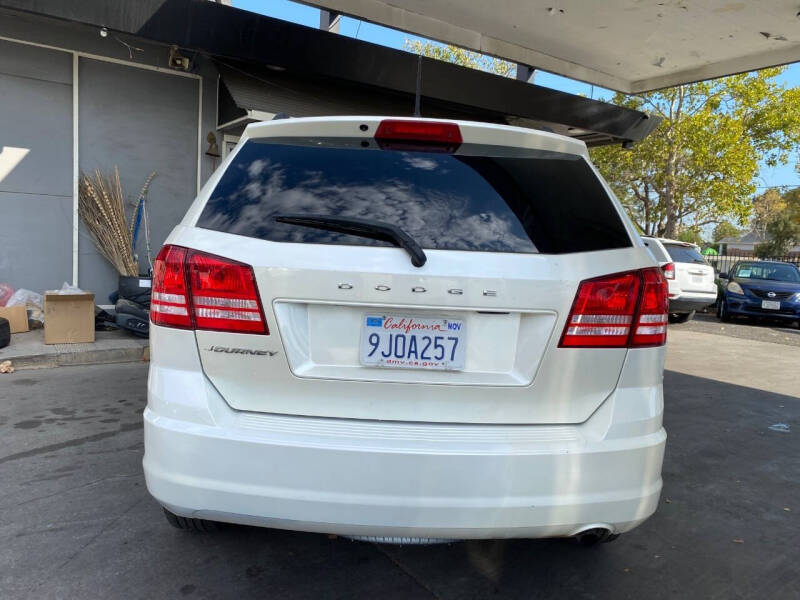 2017 Dodge Journey SE