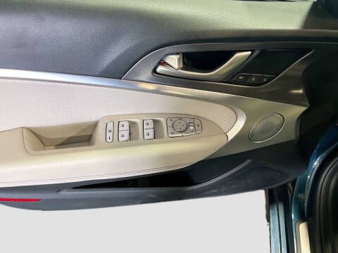 2025 Genesis G70