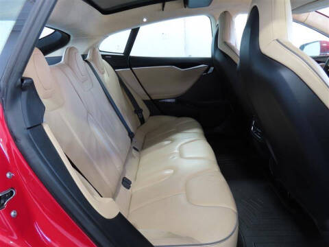 2013 Tesla Model S Performance