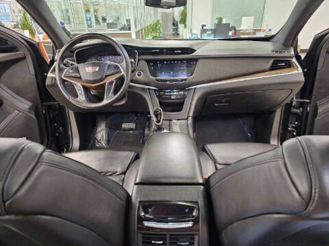 2017 Cadillac XT5 Platinum