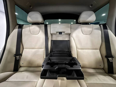 2016 Volvo XC60 T5 Platinum