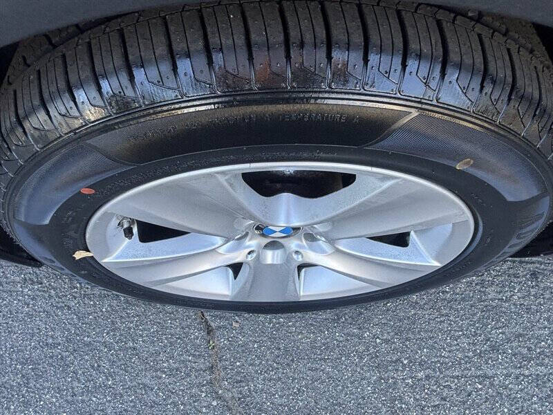 2011 BMW 5 Series 528i