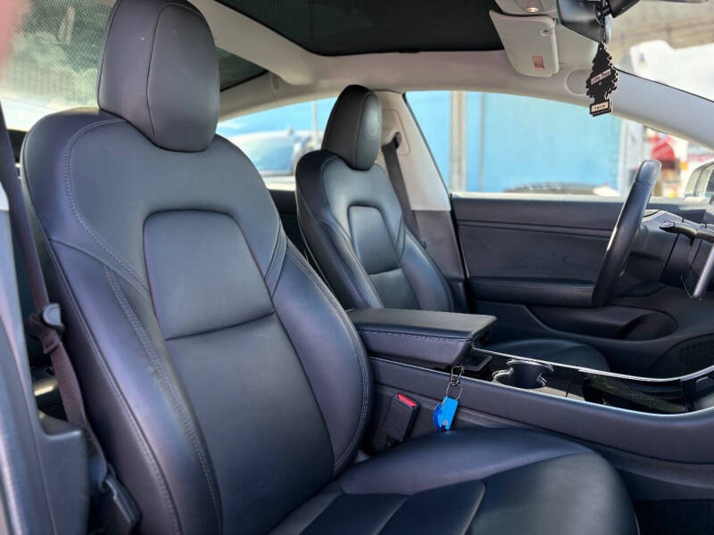 2019 Tesla Model 3 Long Range