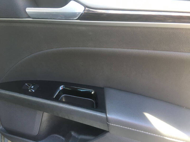 2016 Ford Fusion SE
