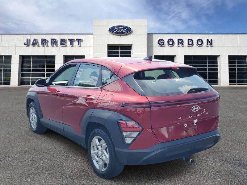 2025 Hyundai Kona SE