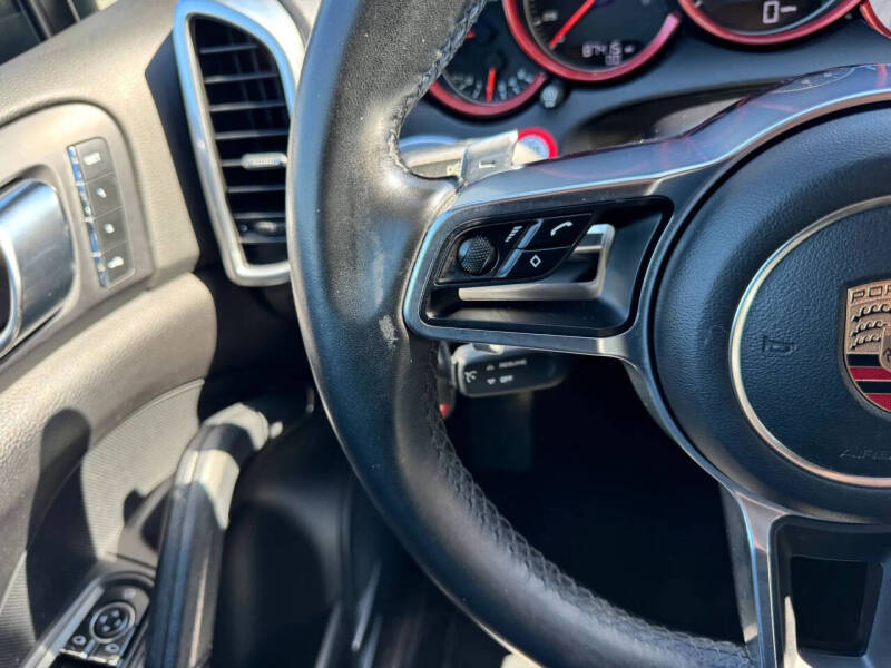 2017 Porsche Cayenne