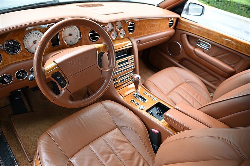 2006 Bentley Arnage 27