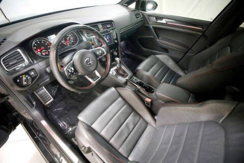 2017 Volkswagen Golf GTI SE