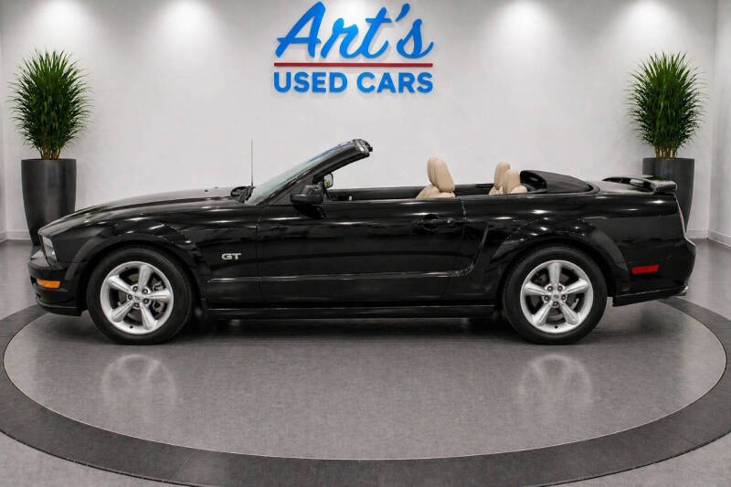 2007 Ford Mustang V6 Deluxe