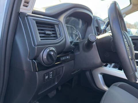 2024 Nissan Titan XD SV