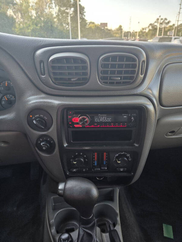 2003 Chevrolet TrailBlazer EXT LT