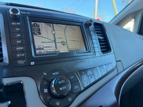 2012 Toyota Sienna Limited 7-Passenger