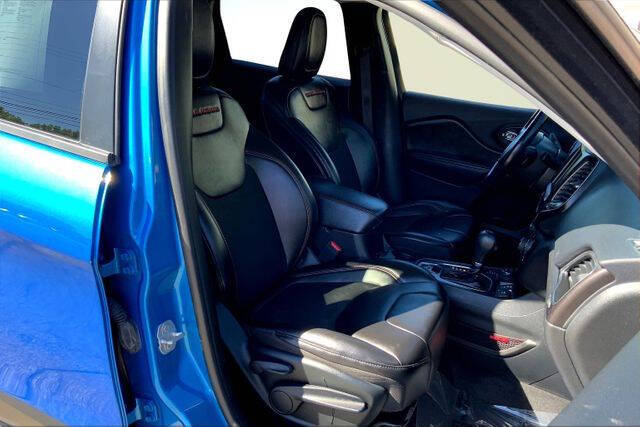 2020 Jeep Cherokee Trailhawk