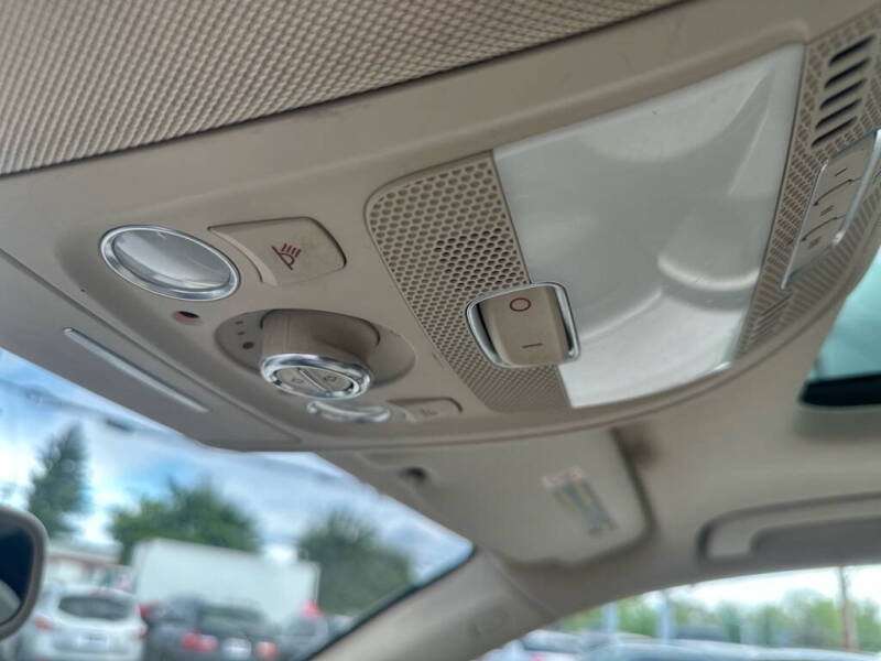 2012 Audi Q5 3.2 quattro Premium Plus