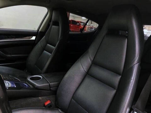 2015 Porsche Panamera 4