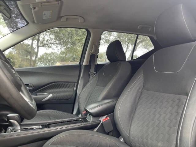 2021 Nissan Kicks SV