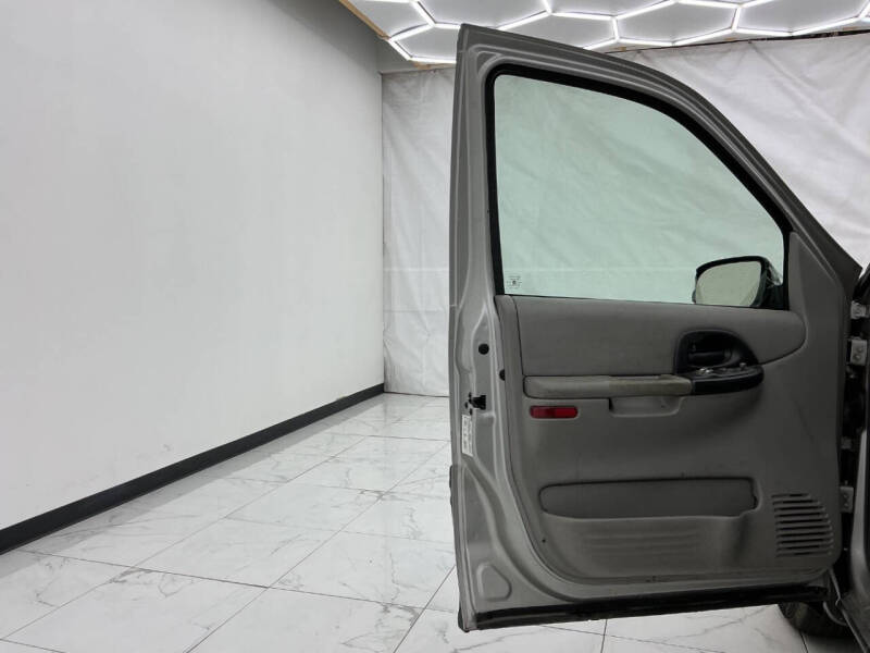 2005 Pontiac Montana