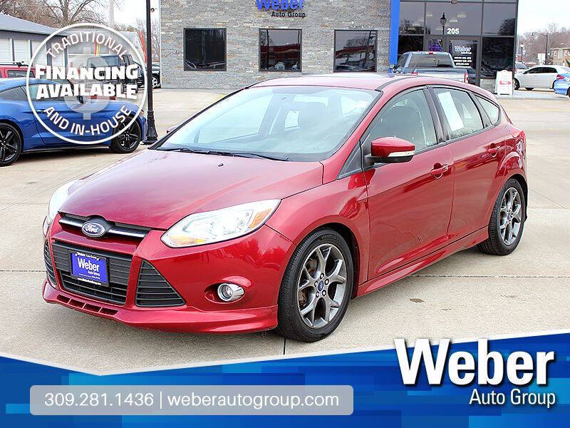 Red 2014 Ford Focus SE SE 4dr Hatchback 1
