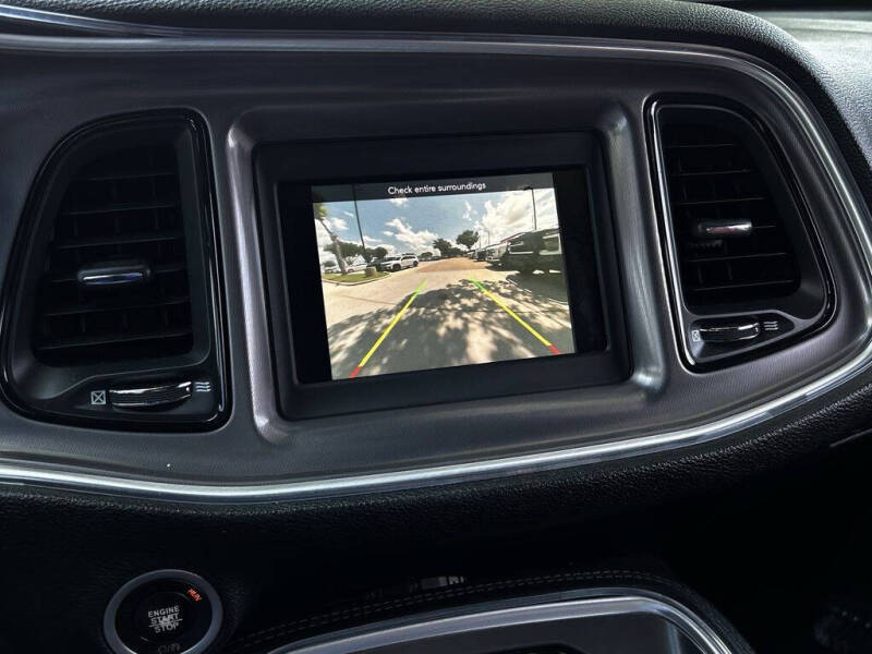 2020 Dodge Challenger SXT