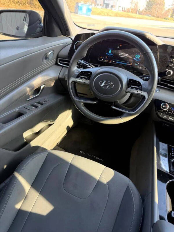 2022 Hyundai Elantra