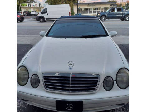 2003 Mercedes-Benz CLK for sale at AVENTURA CAR DEALER INC in Miami Beach FL