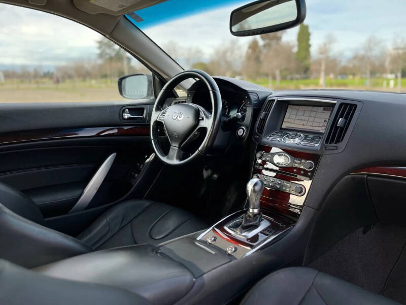 2013 Infiniti G37 Coupe Journey