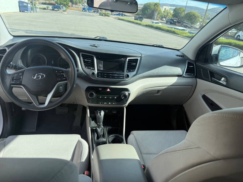 2016 Hyundai Tucson SE