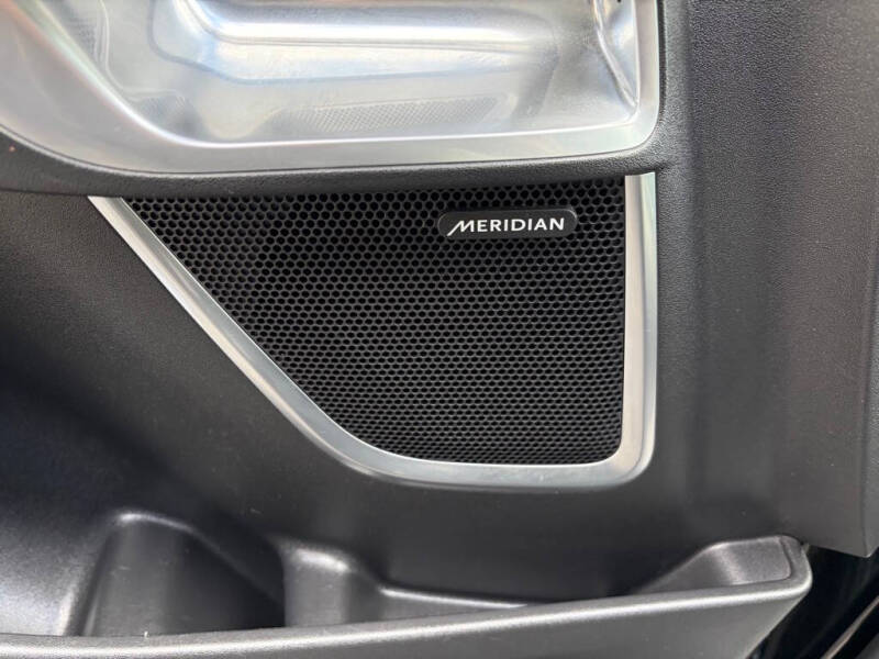 2020 Jaguar E-PACE P300 R-Dynamic SE