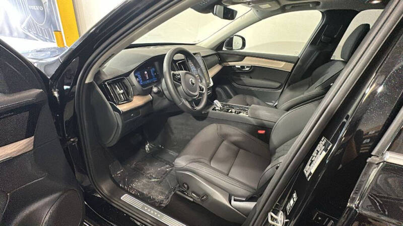 2026 Volvo XC90 B6 Plus 7P