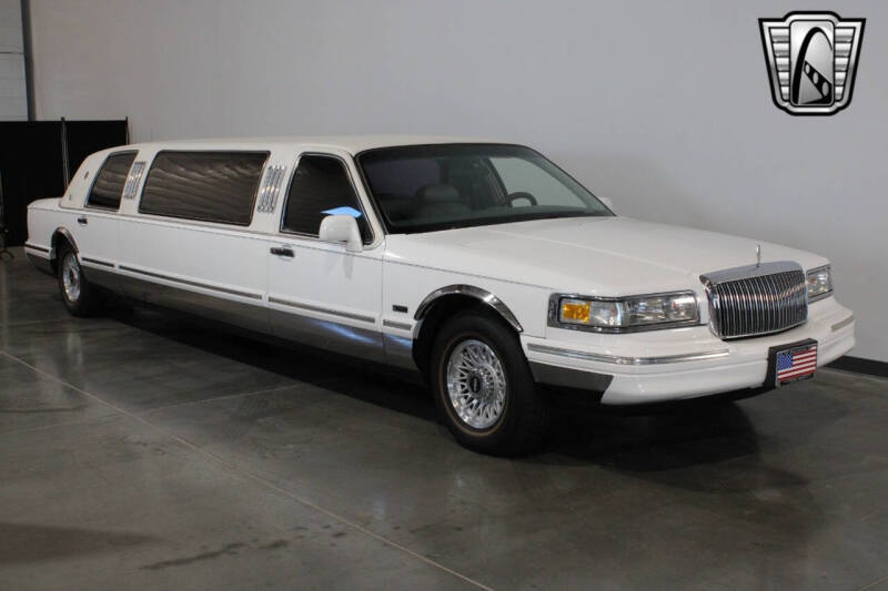 1996 Lincoln Town Car Executive