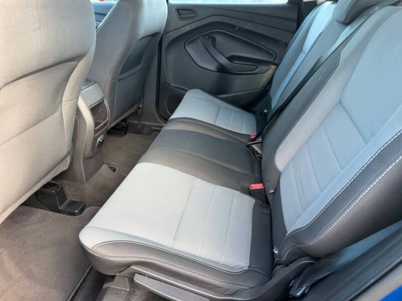 2019 Ford Escape S