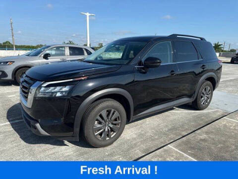 2025 Nissan Pathfinder SV