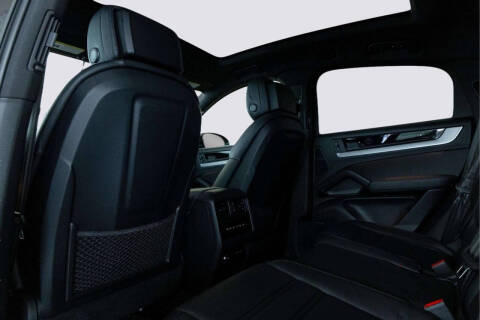 2024 Porsche Cayenne Coupe