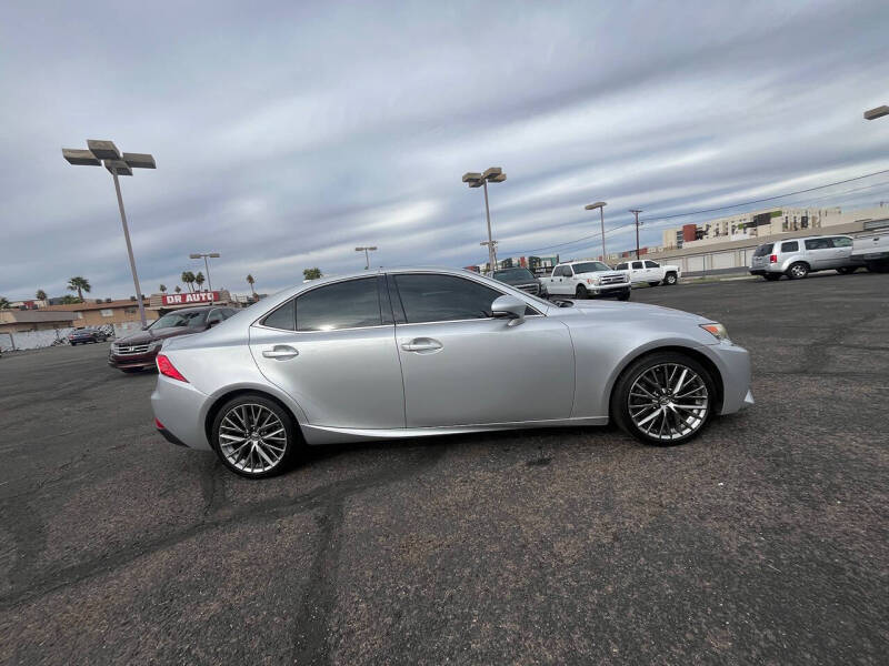 2016 Lexus IS 200t
