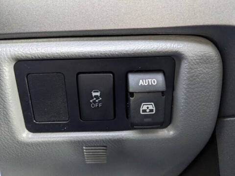 2017 Toyota Sequoia SR5