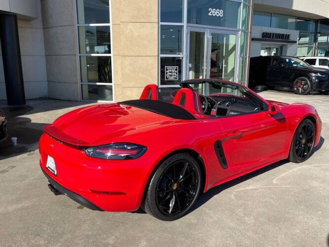 2023 Porsche 718 Boxster