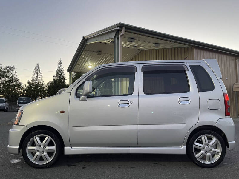 2001 Suzuki Solio