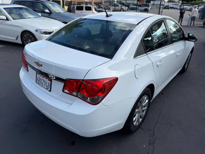 2011 Chevrolet Cruze LS
