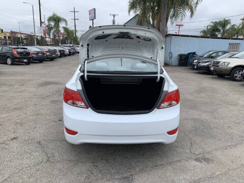 2017 Hyundai Accent Value Edition