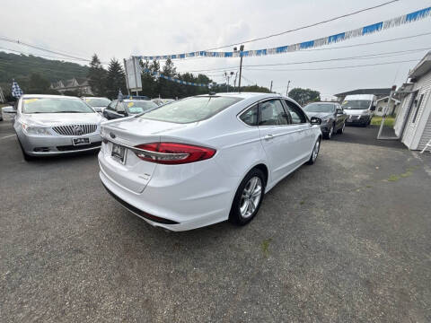 2018 Ford Fusion SE
