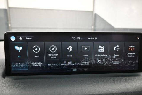 2024 Genesis Electrified GV70