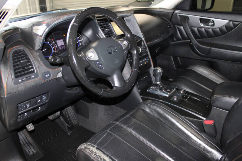 2012 Infiniti FX35