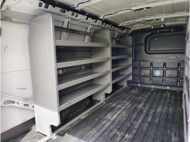 2020 Chevrolet Express 2500