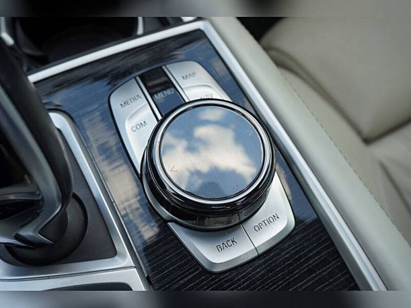 2019 BMW 7 Series 750i