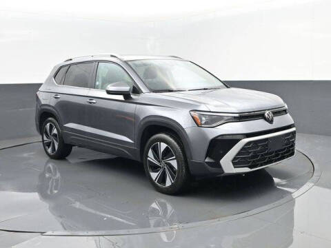 2025 Volkswagen Taos SE 4Motion