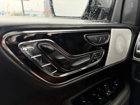 2022 Lincoln Navigator L Black Label